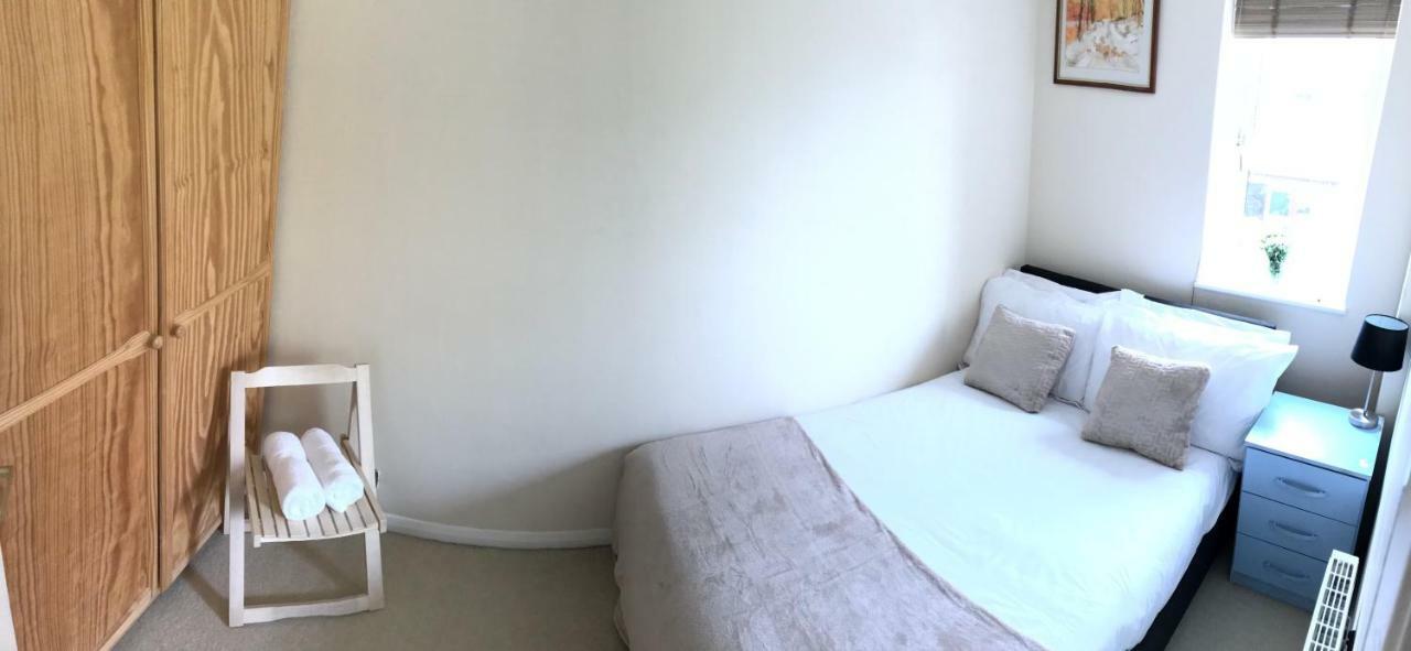 Gunwharf Quays Holiday Homes Portsmouth Esterno foto