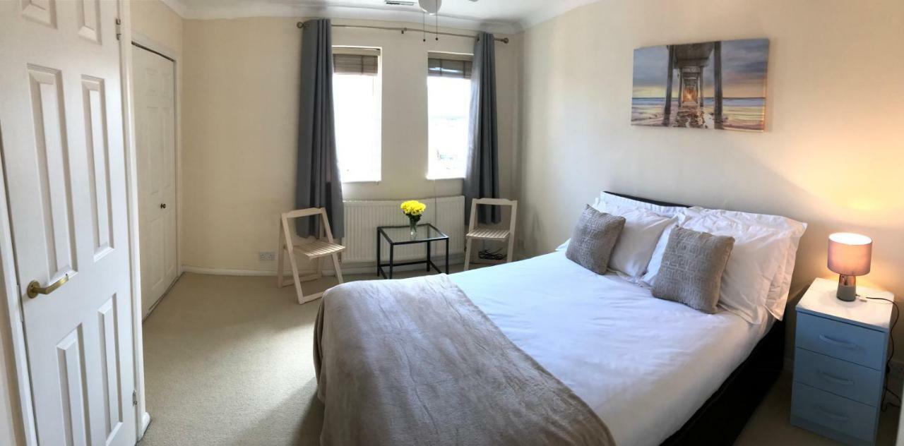 Gunwharf Quays Holiday Homes Portsmouth Esterno foto