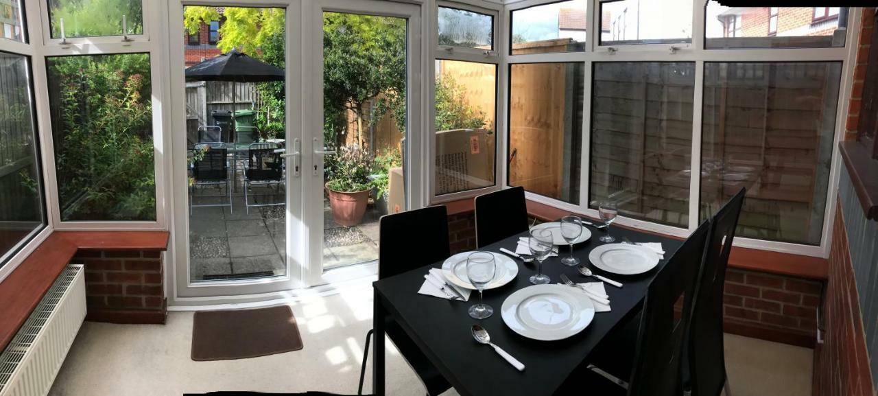 Gunwharf Quays Holiday Homes Portsmouth Esterno foto